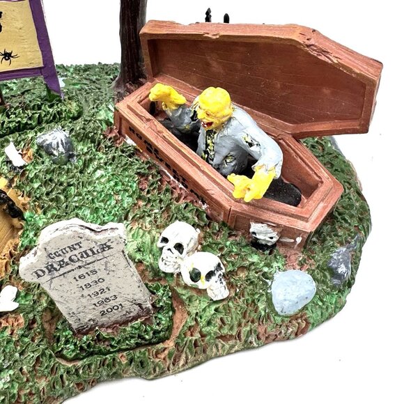 Lemax Spooky Town Scary Acres Cemetery Lot Halloween Village Coffins Graveyard - Picture 6 of 16